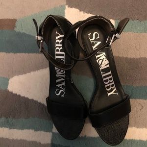 🌹Sam & Libby Strappy Heels-Size 8🌹